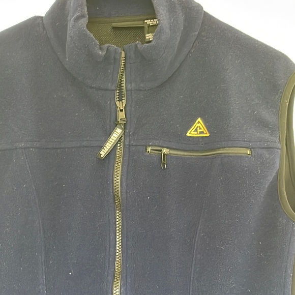 Marmot (size large?) vest - missing size tag - Picture 2 of 8